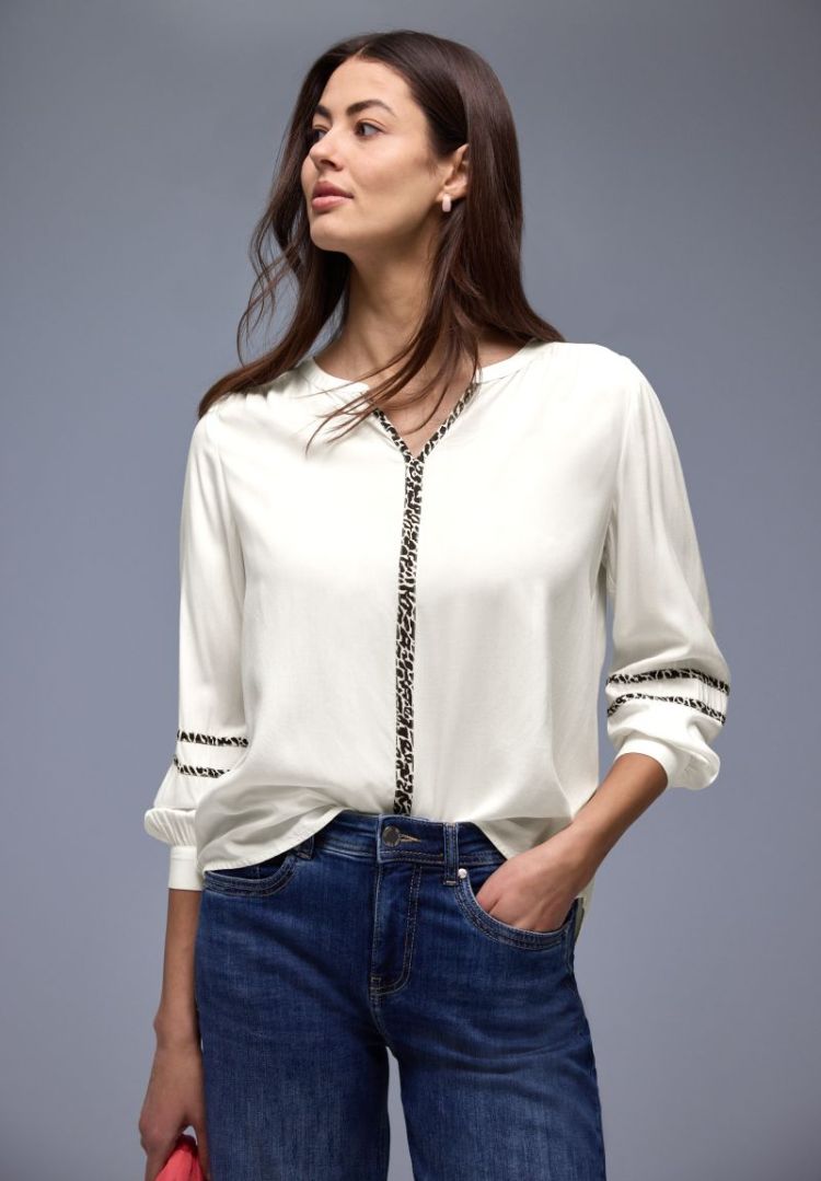  10108 off white
