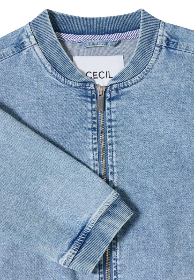  10349 light blu