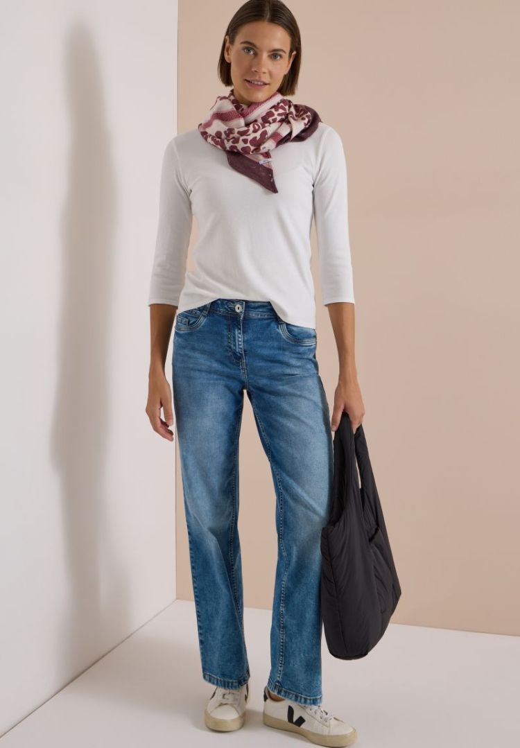  37749 berry red