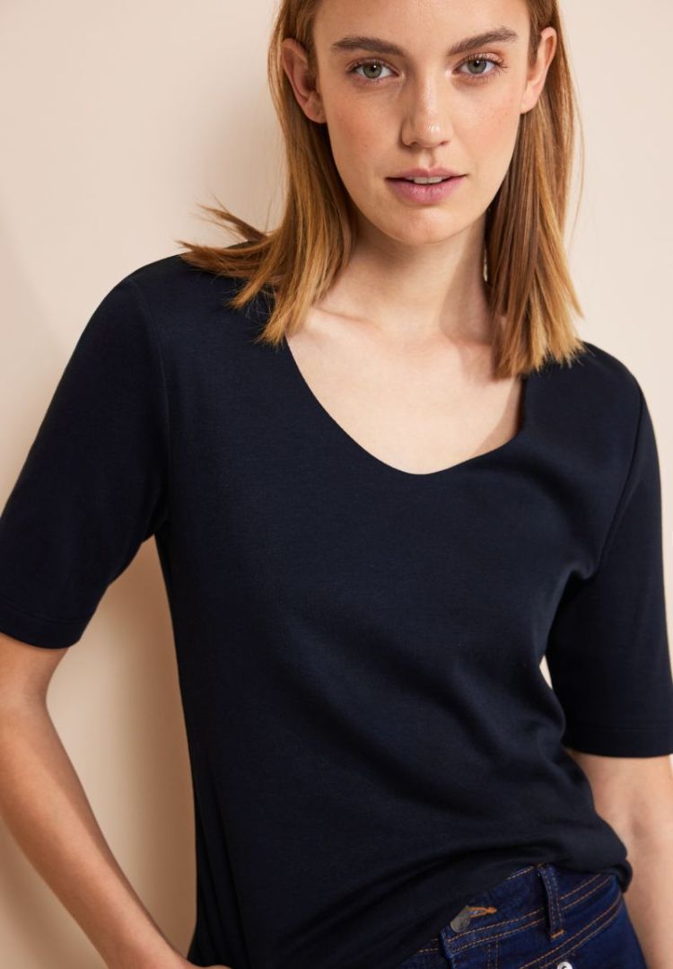 11238 deep blue