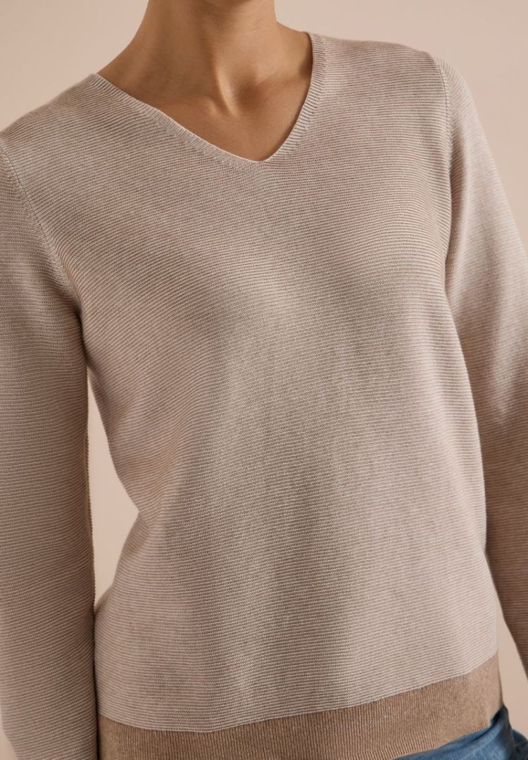 27796 creamy mo