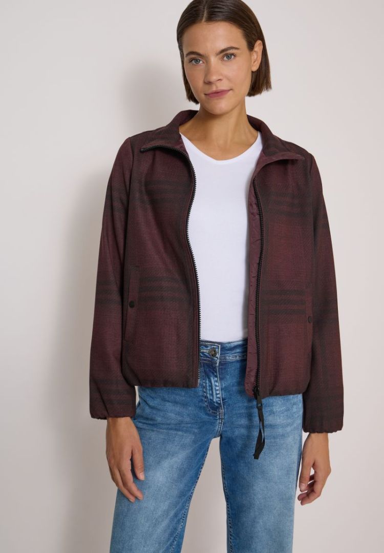  38133 red wine