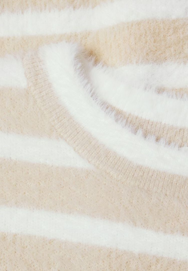  27727 clay sand