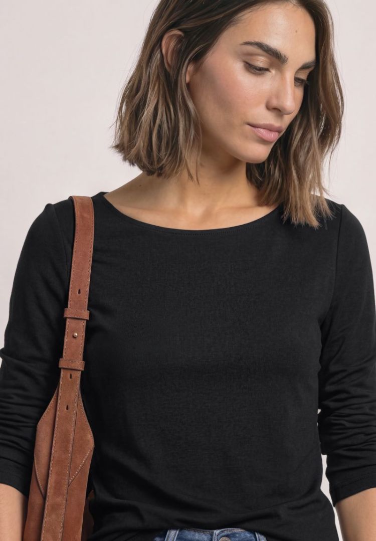  10001 Black