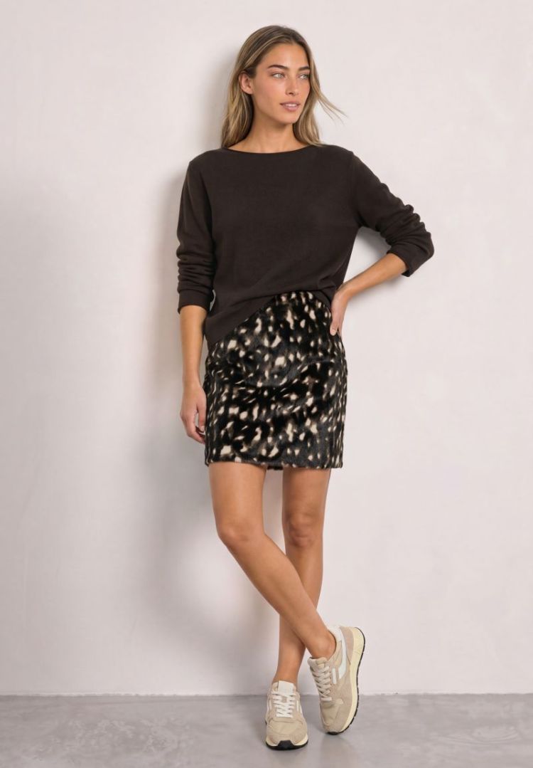  30001 Black