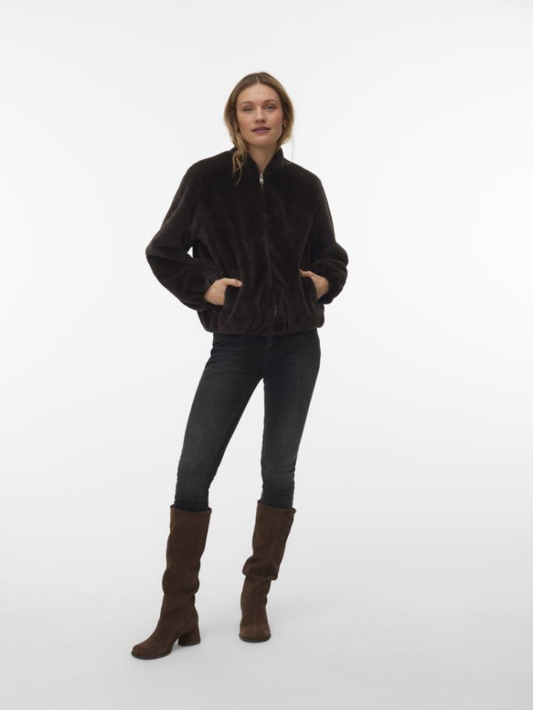 VMSONJALIGA SHORT JACKET GA BO 297957 Chocolat
